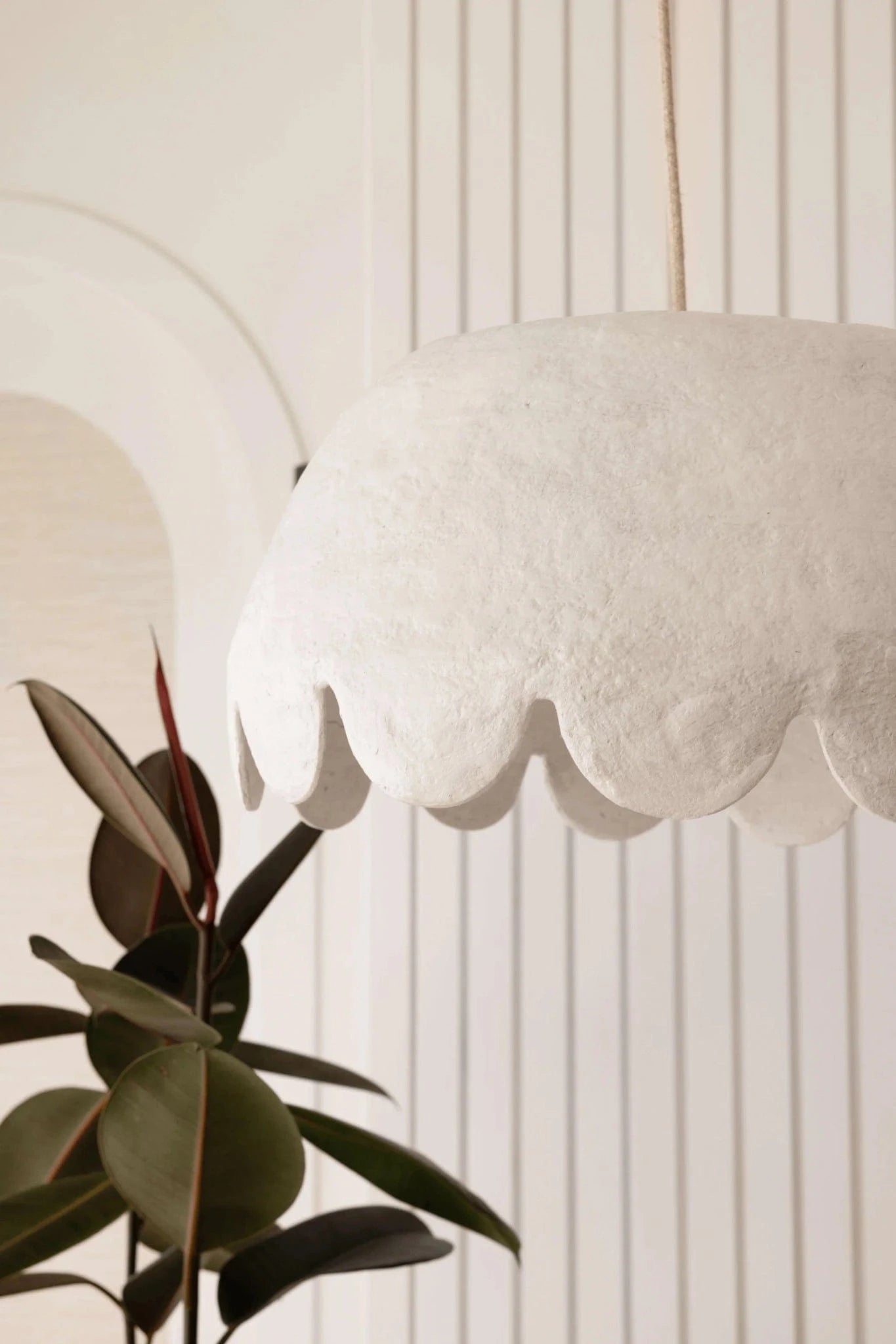 Her Hands Homewares Scalloped Pendant Light - White - Large